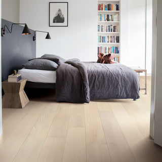 Snow white oak extra matt Engineered Hardwood by Quickstep