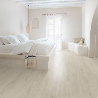 Soft patina oak Waterproof Laminate by Quickstep