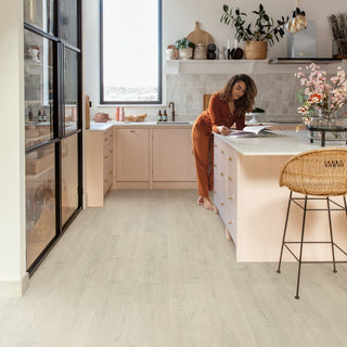 Soft patina oak Waterproof Laminate by Quickstep