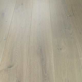 Sunset Oak Engineered Hardwood by Hallmark Floors