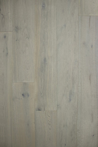 Varese (Oil) Engineered Hardwood by Villagio Floors Inc.