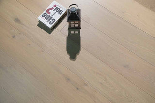 Villa/306 Engineered Hardwood by Vandyck USA Inc