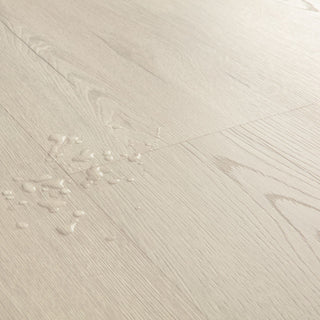 Vivid grey oak Waterproof Laminate by Quickstep