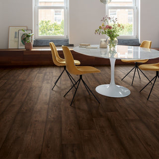 Waxed oak brown Waterproof Laminate by Quickstep