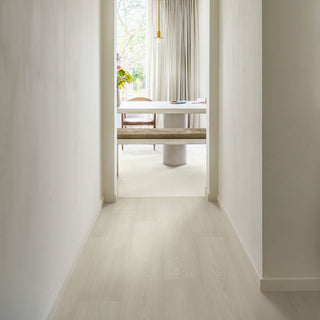 White premium oak Waterproof Laminate by Quickstep