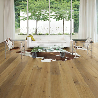 Wilshire Oak Engineered Hardwood by Hallmark Floors