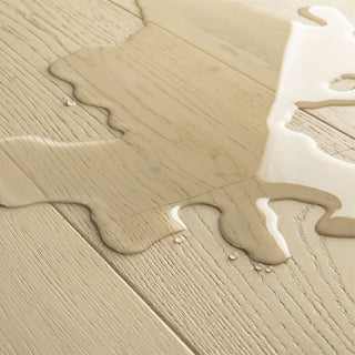 Wintry forest oak extra matt Engineered Hardwood by Quickstep