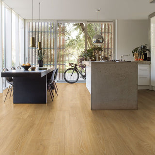 Woodland oak natural Waterproof Laminate by Quickstep