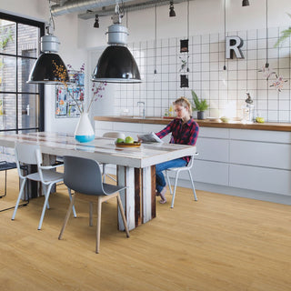 Woodland oak natural Waterproof Laminate by Quickstep